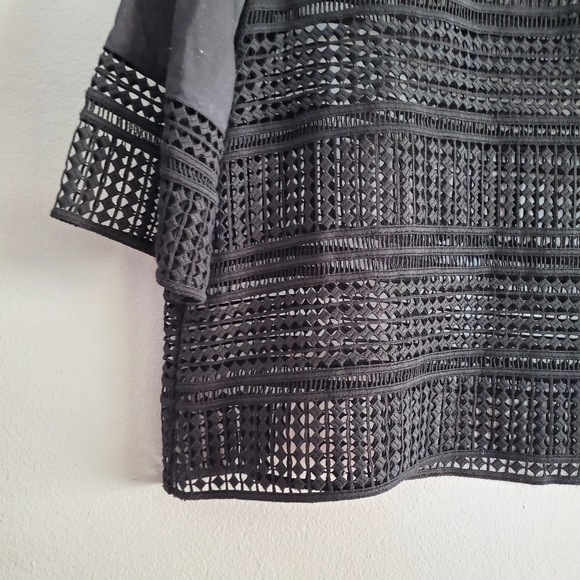Black Perforated Boxy Crop Pullover Shirt Size M - Picture 3 of 8